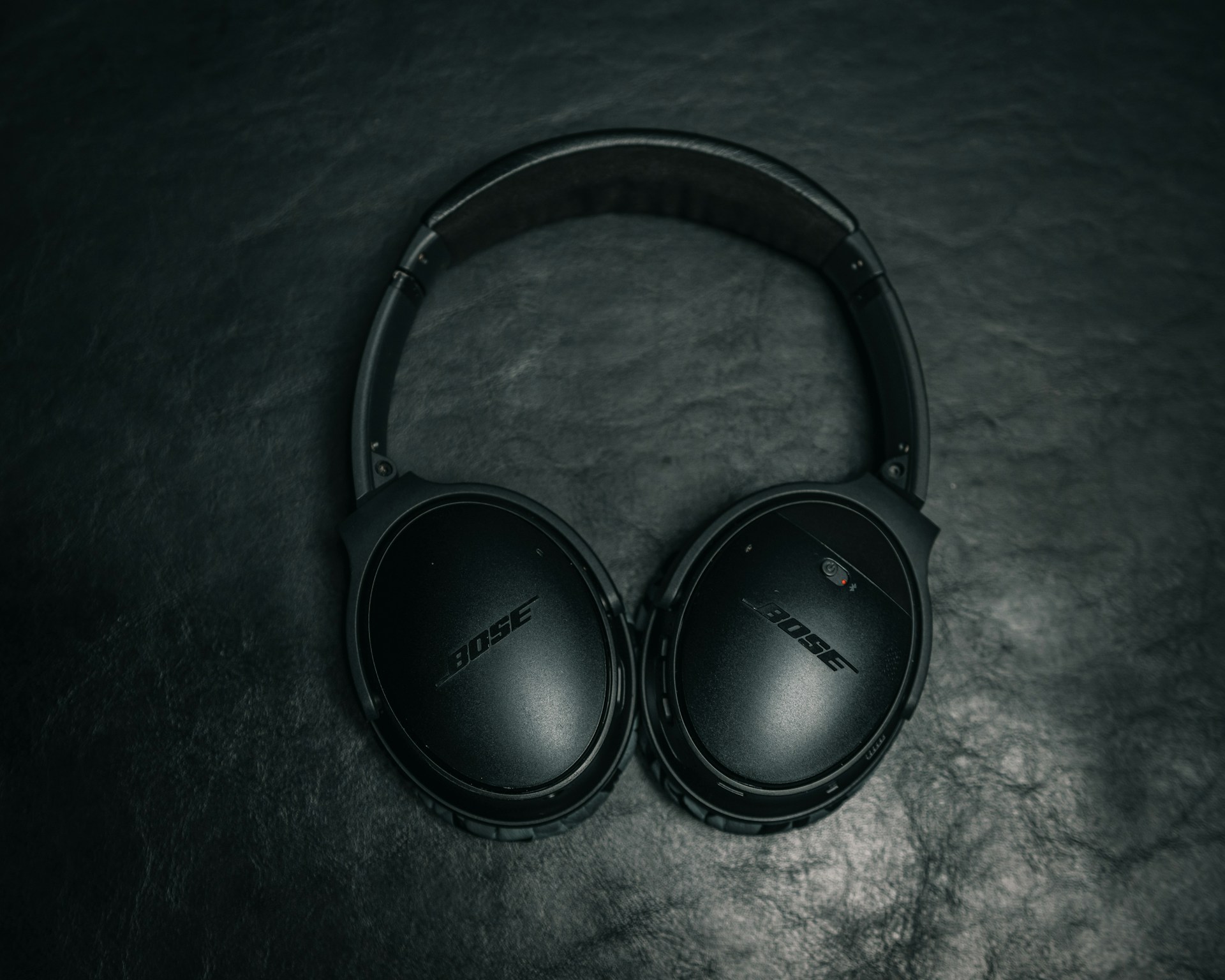 Model X Noise Cancelling Headphones